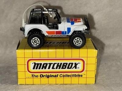 1989 MATCHBOX SUPERFAST MB37 WHITE JEEP 4X4  IN BOX - Image 1 of 4