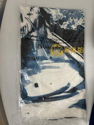 Metal Gear Solid Uniqlo - Изображение 1 из 3