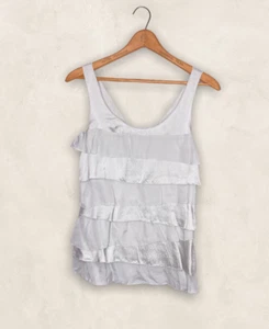 White House Black Market XS grau 100 % Seide Stufen Rüschen Tank Top Bluse Shell - Bild 1 von 4