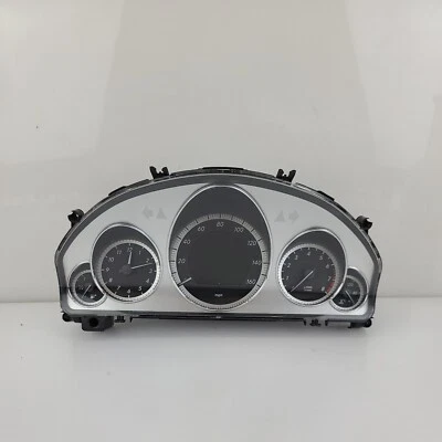 10 - 13 Fits Mercedes W212 E350 E550 Instrument Cluster Speedometer 2129005903 - Image 1 of 4