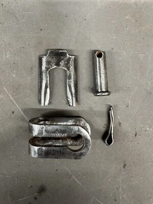 Pin de retención de cable de freno de estacionamiento de emergencia Ford Galaxie Merodeador personalizado 500 Foto 1 de 4