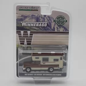 Chevrolet G20 Silverado 1:64 1982 Greenlight con gamper deslizante Winnebago - Imagen 1 de 2