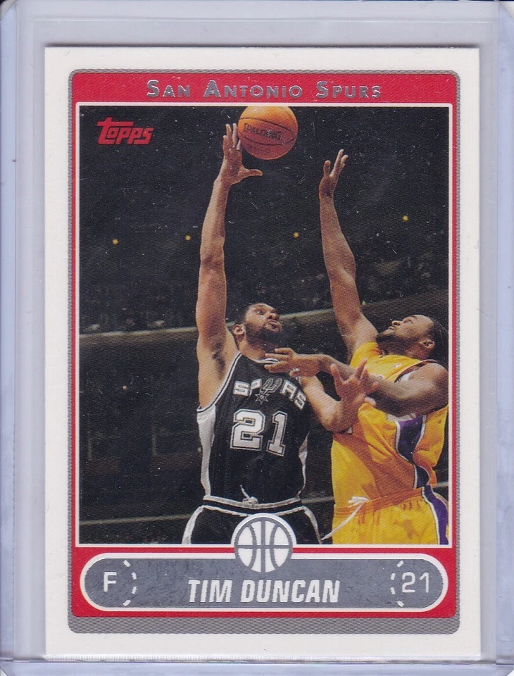 Tim Duncan 2006-07 Topps Basketball Card 2 - Image 1 of 2