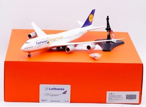JC Wings 1:200 Lufthansa Airlines Boeing B747-8 Diecast Aircraft Model D-ABYI - Picture 1 of 15