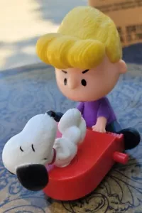 2015 Schroeder Piano & Snoopy 4.25” McDonald's Action Figure #9 Peanuts Movie - Picture 1 of 2