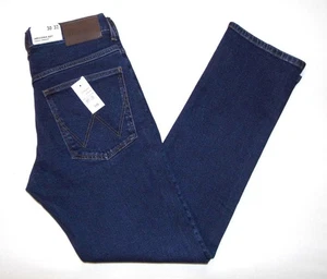 WRANGLER - Men's NEW Arizona Straight Fit Jeans 30"W X 32"L Indigo Blue Denim - Picture 1 of 6