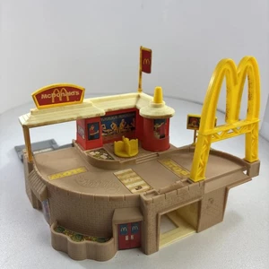 Vintage 1996 Hot Wheels World McDonald's Playset 65692 INCOMPLETE - Picture 1 of 7
