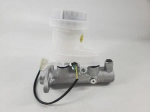 Cilindro maestro para Mitsubishi Mirage 1996-2002 M630237 MC390437 MR129910 - Imagen 1 de 4