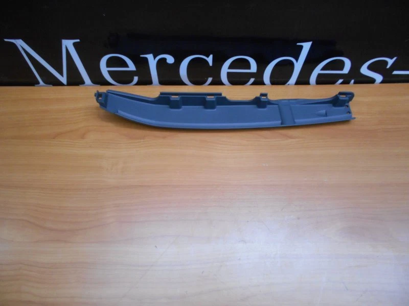 Cubierta de bisagra de puerta trasera derecha genuina totalmente nueva - Smart 454 - A4547320221 Foto 1 de 1