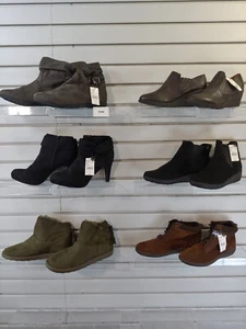 Lot of 6 Pair Womens shoes size 10 Heels Boots Flats Loafer Slipper Sandal 1143 - Picture 1 of 12