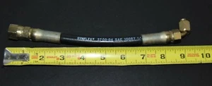 Conjunto de manguera Synflex 2750PSI 3700-04 SAE 100R7 1/4" para elevador de horquilla - Imagen 1 de 5