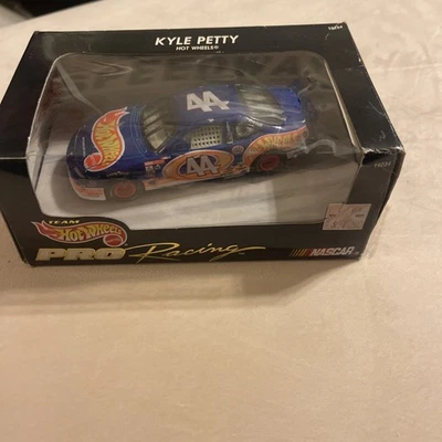 Hot Wheels, Kyle Petty, Pro Racing, número 44, NASCAR Foto 1 de 4