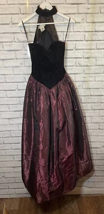 Jessica McClintock Gunne Sax Black Velvet & Burgundy Taffeta Halter Gown - Picture 1 of 13