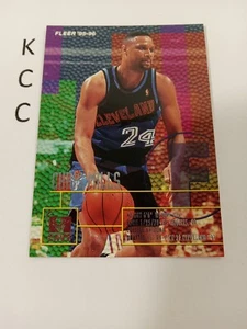 1995-96 Fleer #29 Chris Mills Cleveland Cavaliers - Picture 1 of 2