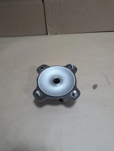 Kawasaki Bayou Prairie 300 400 4x4 93-02 Hub Front Left or Right 49030-1116 - Picture 1 of 5