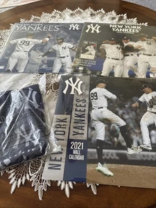 Ny Yankee Calendar Lot New - Picture 1 of 1