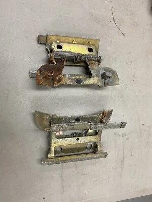 Juego de manijas de puerta exteriores BMW 84-91 OEM delanteras traseras 318i 325i 325ix E30 #916E Foto 1 de 4