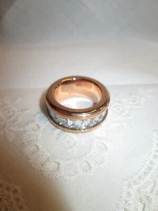 Toni Gard, moderner Ring, goldfarben mit weißen Steinen, Steel, Gr 8 / 18,1 / 57 - Bild 1 von 5