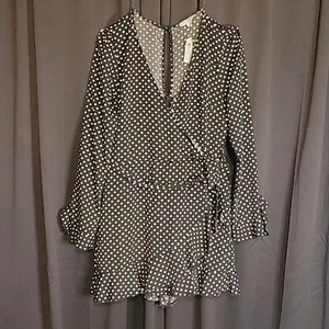 NWT Windsor Large Romper Short Polka Dot Long Sleeve Back Zip Ruffle - Picture 1 of 12