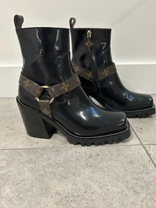 Women’s Authentic Louis Vuitton Ankle Boots - Picture 1 of 6