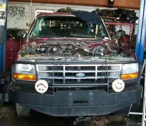 FORD BRONCO 93 CON ROTOR DE FRENO DELANTERO ABS 140638 - Imagen 1 de 2