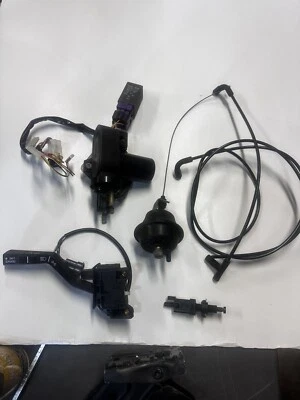 Control de crucero Volvo 740-940 para 1991-1995 con automático. Transmisión turbo o no. Foto 1 de 4