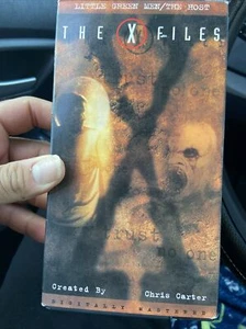 The X-Files Little Green Man - Foto 1 di 14