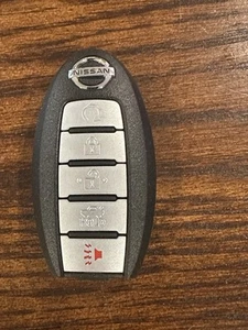Genuine Nissan Switch Assy - Smart Keyless OEM 285E34RA0B - Picture 1 of 3