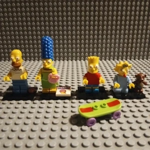 lego minifigures simpsons series 1 Homer, Margie, Bart and baby Maggie Lot - Picture 1 of 2