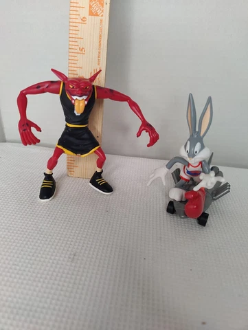 Vintage Space Jam Nawt And Bugs But Nny Action Figures Loose 1996 Skateboard Glv Cover