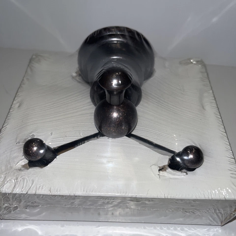 PEGASUS  DOUBLE ROBE Heritage Bronze HOOK Estate 9200 Series NIB - Image 1 of 4