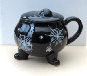 Spider And Webs Lidded Mug With 3 Feet, The Nightmare Before X-mad Witches Brew - Picture 1 of 4