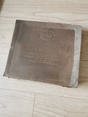 Vintage "His Masters Voice Vinyl Album mit 11x 78 1/min Schallplatten Puccini La Boheme - Bild 1 von 4