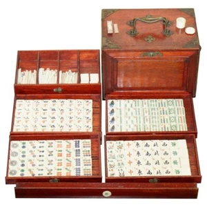FOUR PERSON ANTIQUE MAHJONG SUITE CIRCA 1920'S CHINESE EXPORT PERIOD WITH STANDS - Picture 1 of 20
