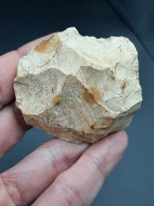 Paleolitico Superiore Neolitico Piccola ascia in scaglie in selce manufatto Dordogna Francia - Foto 1 di 11