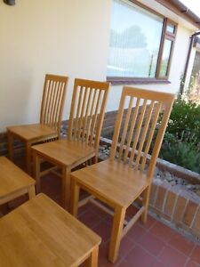 6 OAK DINING ROOM CHAIRS USED