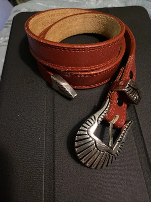 Cinturón occidental de cuero rojo para mujer Nocona talla 30 Foto 1 de 4