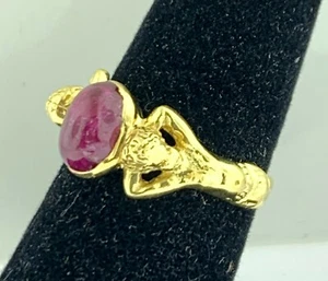 Etruskischer Revival Cabochon roter Rubin & zwei Damen 18Kt Gold Ring ~ NEU - Bild 1 von 11