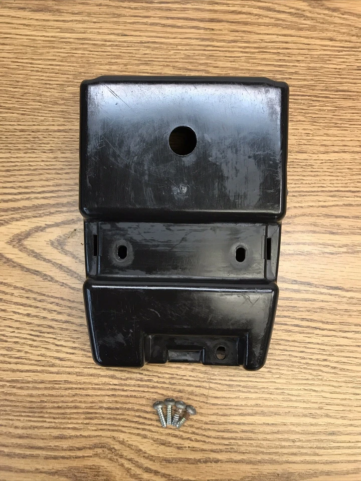 KAWASAKI VULCAN 750 1986-2006 CAJA HERRAMIENTAS PIEZA # 32098-1058 Foto 1 de 4