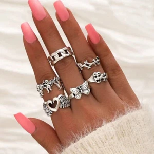 6PCSGothic Silver Finger Punk Grimace Stranger Butterfly Rings Set for Women UK - Picture 1 of 6