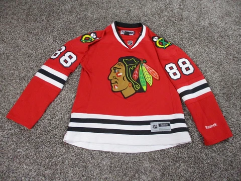 Reebok Chicago Blackhawks Patrick Kane Jersey Adult Small Red White Hockey Women Cover