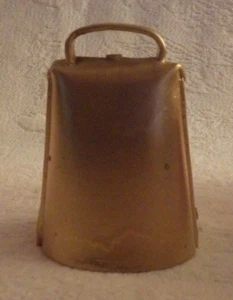 Campana de vaca decoración de color dorado 3,25" de alto - Imagen 1 de 4