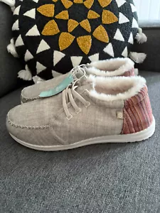Magellan Outdoors Aztec Moccasin Slippers NWT Size Women's 9 - Picture 1 of 4
