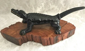 ANCIEN OBJET ATYPIQUE MÂCHE-BOUCHON CROCODILE APOTHICAIRE PHARMACIE MÉDECINE ART - Picture 1 of 12