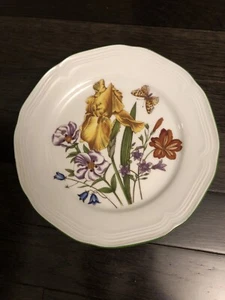 Bareuther Waldsassen 7 5/8” Salad Plate Floral Bavaria Germany 172 (Cat.#3B031) - Picture 1 of 4