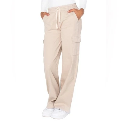 Womens's Celebrity Pink Relaxed Cargo Pants Brazilian Sand Juniors Sz 9 NWT - Image 1 of 2