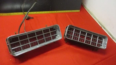 Oldsmobile Delta 88 1968 par de luces traseras izquierda y derecha Foto 1 de 4