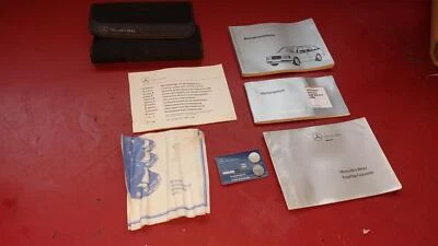 Manual Document Kit Maintenance Booklet Mercedes W124 T Model 1993 - Image 1 of 4