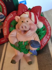 Vintage Hallmark Keepsake, so stinking cute, Deck the Hogs 1992 Ornament, in box - Picture 1 of 8