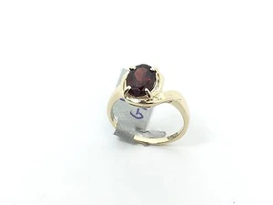14k Yellow Gold Garnet Ring January Birthstone 1.25Ct. 2.50Grams - Picture 1 of 7